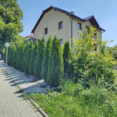 ホームステイ Pozlovice225 *